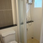 2nd Bathroom with hot/cold shower